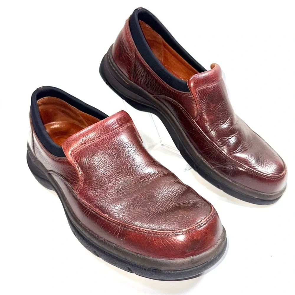 Clarks Men's Burgundy\Brown Leather Slip-On Loafers